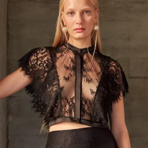 Crop Top με κοντό μανίκι και δαντέλα GISELA Intimo 2/80001,μαύρο.